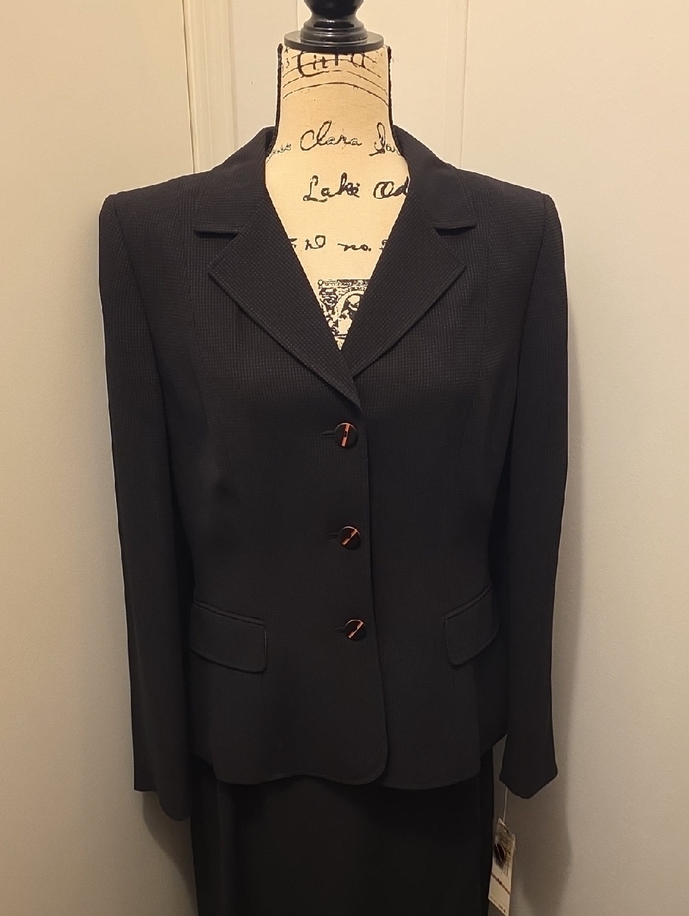 Black And Coral Structured Single-Breasted Blazer